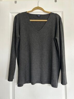 Oversized Splendid Women's Charcoal Gray V-Neck Sweater